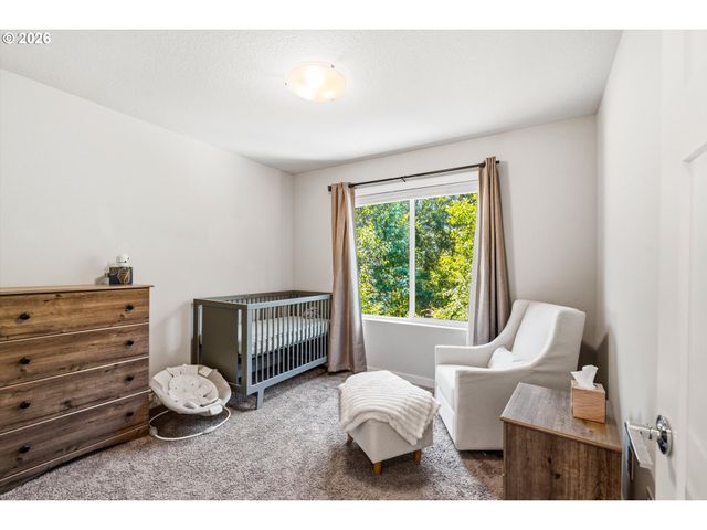 3931 Se CENTIFOLIA Ave, Hillsboro, OR 97123