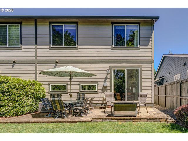 3931 Se CENTIFOLIA Ave, Hillsboro, OR 97123
