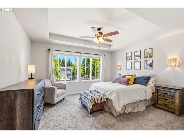 3931 Se CENTIFOLIA Ave, Hillsboro, OR 97123
