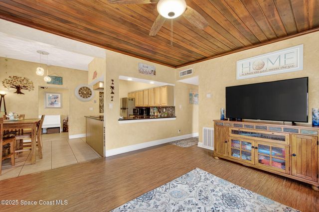 104 Roosevelt Avenue, Cocoa Beach, FL 32931