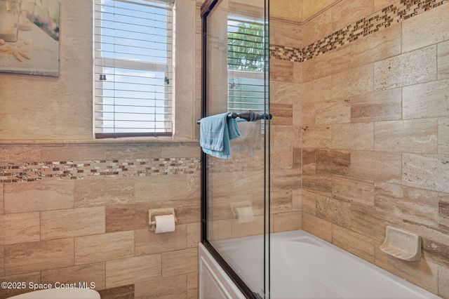 104 Roosevelt Avenue, Cocoa Beach, FL 32931