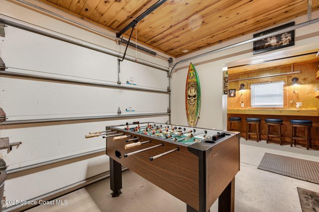 104 Roosevelt Avenue, Cocoa Beach, FL 32931