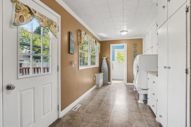 16596 Morris Avenue, Three Rivers, MI 49093