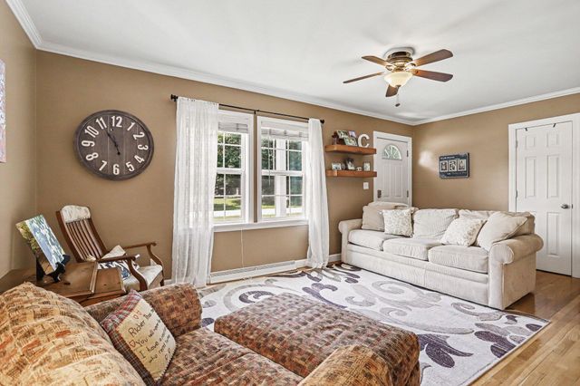 16596 Morris Avenue, Three Rivers, MI 49093