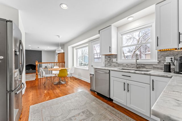 1213 Selwyn Lane, Buffalo Grove, IL 60089