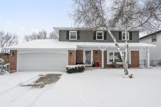 1213 Selwyn Lane, Buffalo Grove, IL 60089