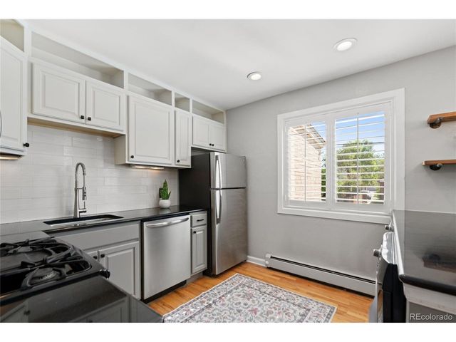 762 Dexter St, Denver, CO 80220
