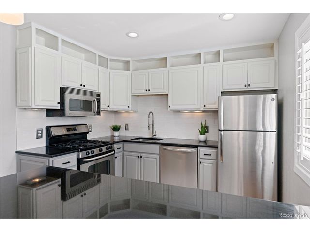 762 Dexter St, Denver, CO 80220
