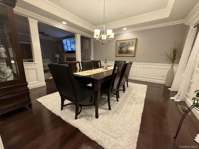 15 Max Way, Newburgh, NY 12550