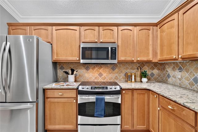 16815 SE 85TH BELKNAP AVENUE, The Villages, FL 32162
