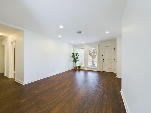 5627 Winsome Lane, Houston, TX 77057