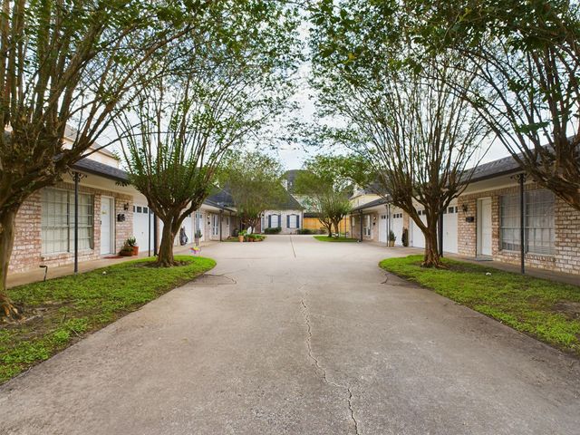 5627 Winsome Lane, Houston, TX 77057
