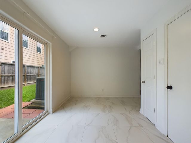 5627 Winsome Lane, Houston, TX 77057