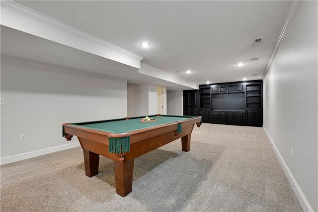 21528 W 99th Street, Lenexa, KS 66220