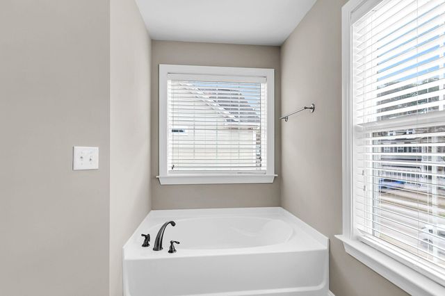 109 Evelyn Joy Drive, Summerville, SC 29483