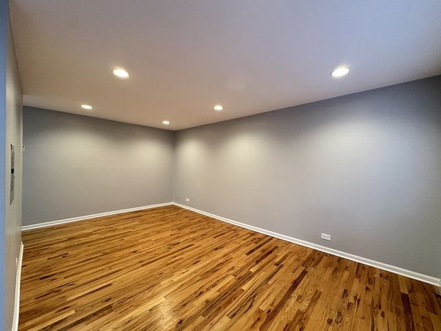 6954 N Sheridan Road 203, Chicago, IL 60626