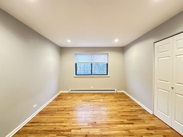 6954 N Sheridan Road 203, Chicago, IL 60626