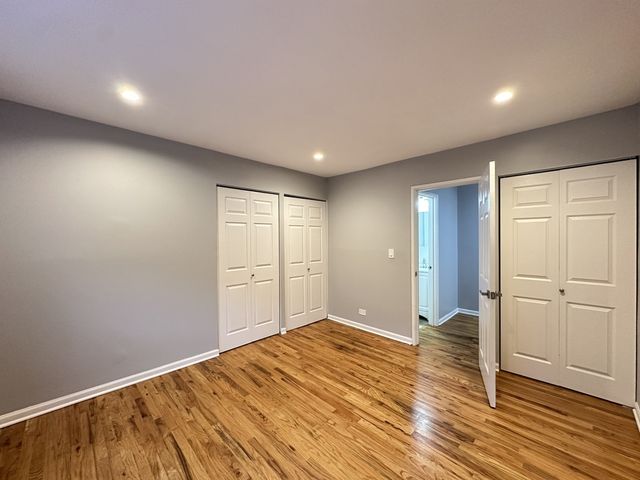 6954 N Sheridan Road 203, Chicago, IL 60626