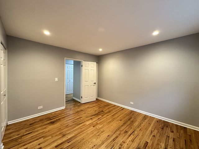 6954 N Sheridan Road 203, Chicago, IL 60626