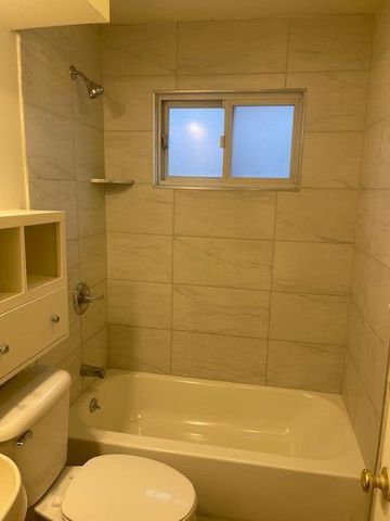 8254 Milburn Street, Westland, MI 48185