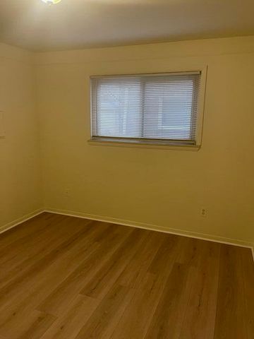 8254 Milburn Street, Westland, MI 48185