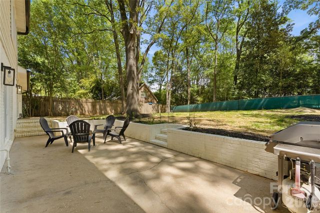 6523 Tall Oaks Trail, Charlotte, NC 28210