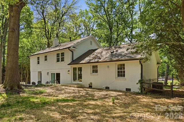 6523 Tall Oaks Trail, Charlotte, NC 28210