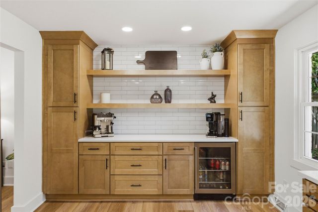 6523 Tall Oaks Trail, Charlotte, NC 28210