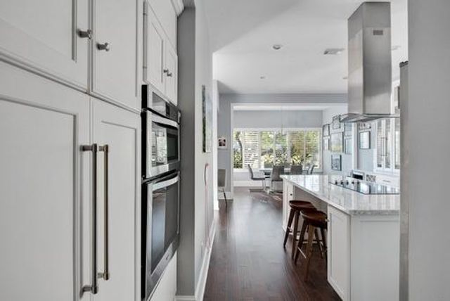 1443 Sugar Creek Boulevard, Sugar Land, TX 77478