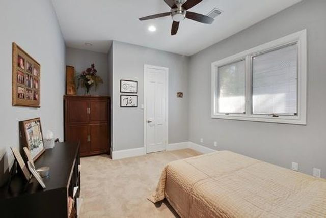 1443 Sugar Creek Boulevard, Sugar Land, TX 77478