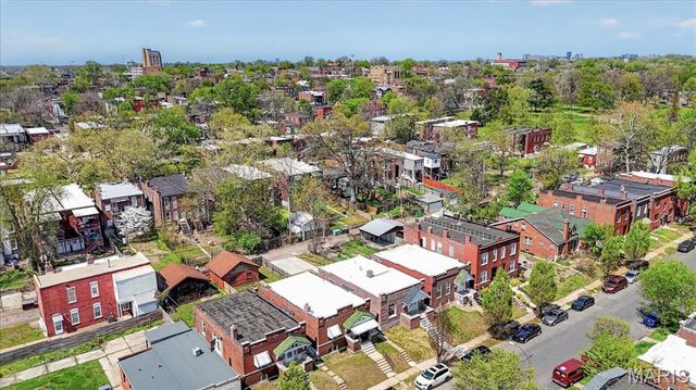 3647 S Compton Avenue, St Louis, MO 63118