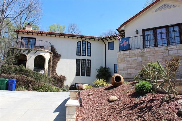 413 Spring House Cove, Atlanta, GA 30307