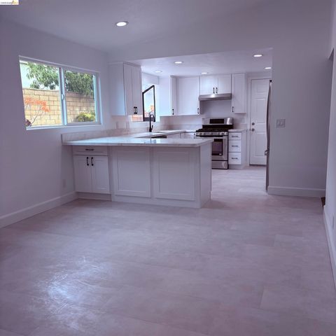 1101 Hourglass Place, Diamond Bar, CA 91765