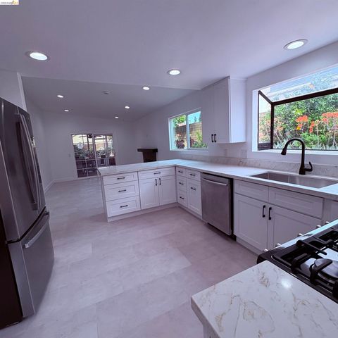 1101 Hourglass Place, Diamond Bar, CA 91765