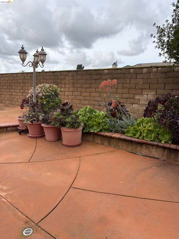 1101 Hourglass Place, Diamond Bar, CA 91765