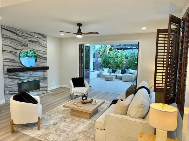 40 Paso Robles, Irvine, CA 92602