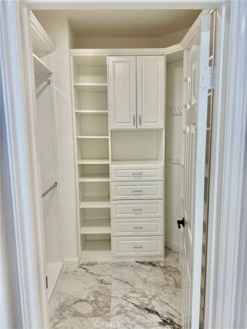 40 Paso Robles, Irvine, CA 92602