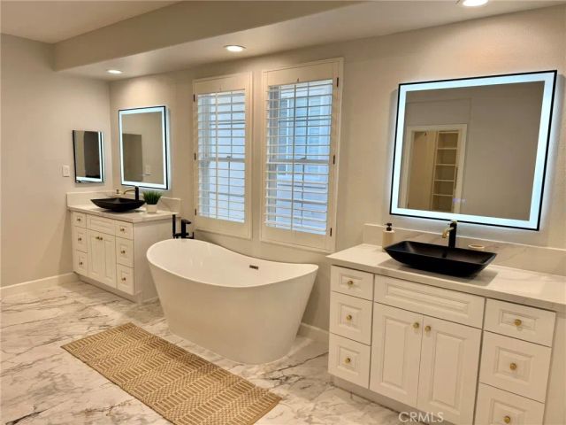 40 Paso Robles, Irvine, CA 92602