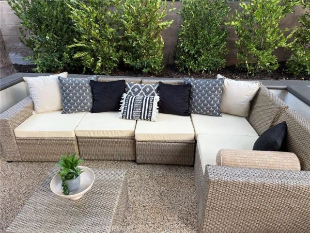 40 Paso Robles, Irvine, CA 92602