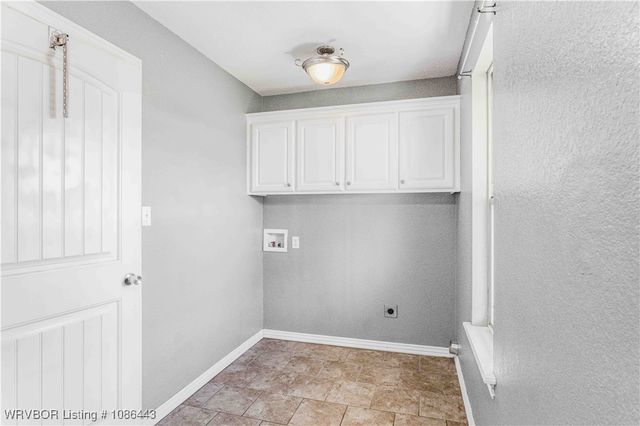 6562 Broadleaf Drive, Alma, AR 72921