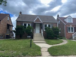 18017 Oakwood Avenue, Lansing, IL 60438