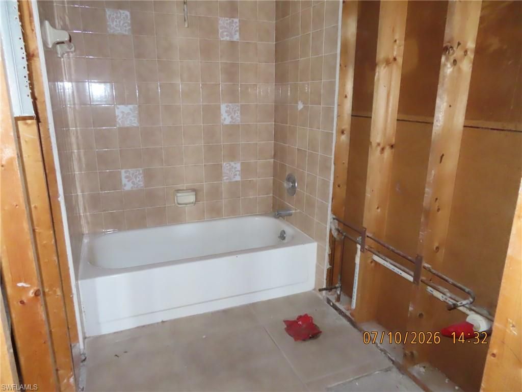 6012 Timberwood CIR 212, FORT MYERS, FL 33908 — photo 5