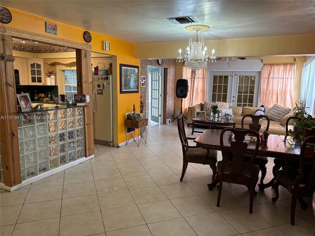 8471 NW 16th Street, Pembroke Pines, FL 33024