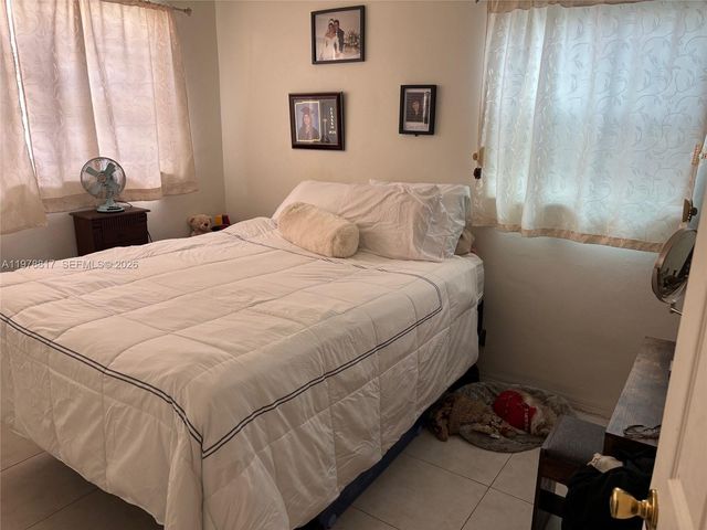 8471 NW 16th Street, Pembroke Pines, FL 33024