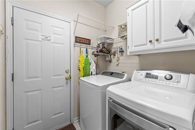 8000 W 154th Street, Overland Park, KS 66223