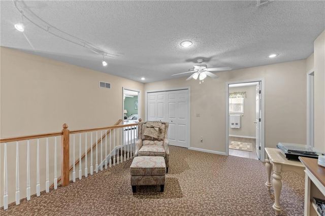 8000 W 154th Street, Overland Park, KS 66223