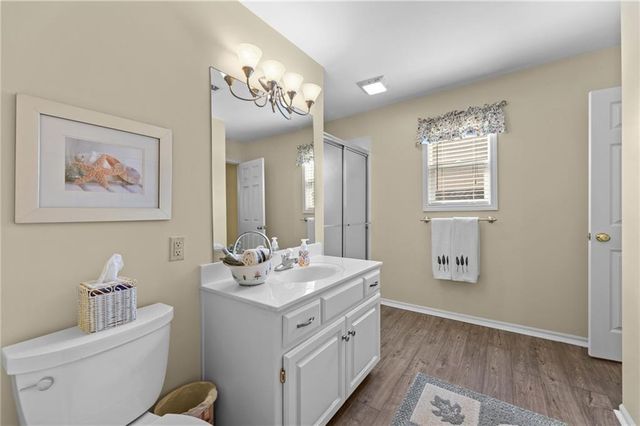 8000 W 154th Street, Overland Park, KS 66223