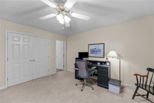 8000 W 154th Street, Overland Park, KS 66223