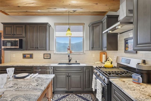 884 Pine Hollow Road, Bailey, CO 80421