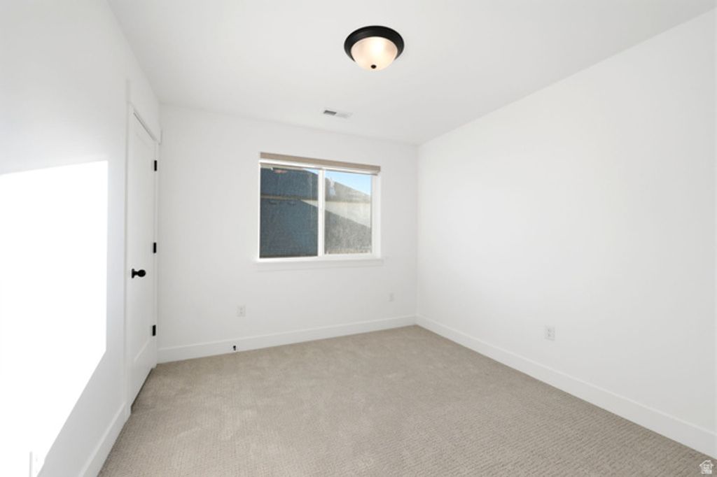 Image 31 of property listing at 2457 E SPRINGTIME RD, Draper (ut Cnty), UT 84020